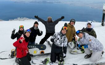 みんなでスノーボード行ってきました～！